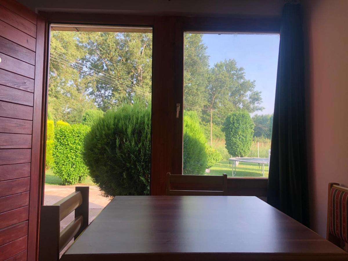 Apartmani Morava 54 Kocino Selo Luaran gambar