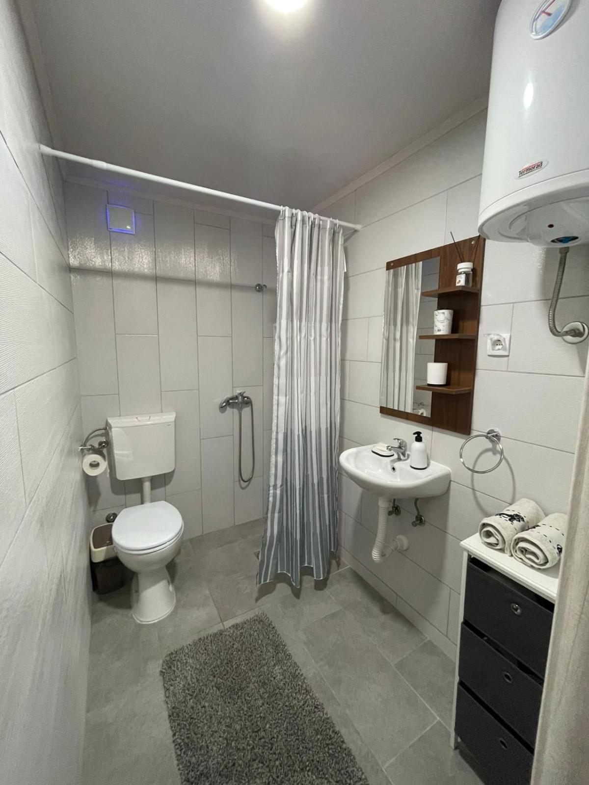 Apartmani Morava 54 Kocino Selo Luaran gambar